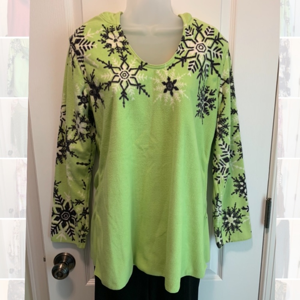 Lime green, Reversible Pullover Sweater